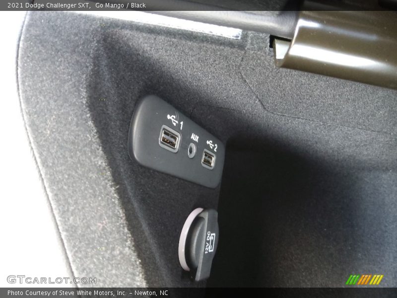 Go Mango / Black 2021 Dodge Challenger SXT