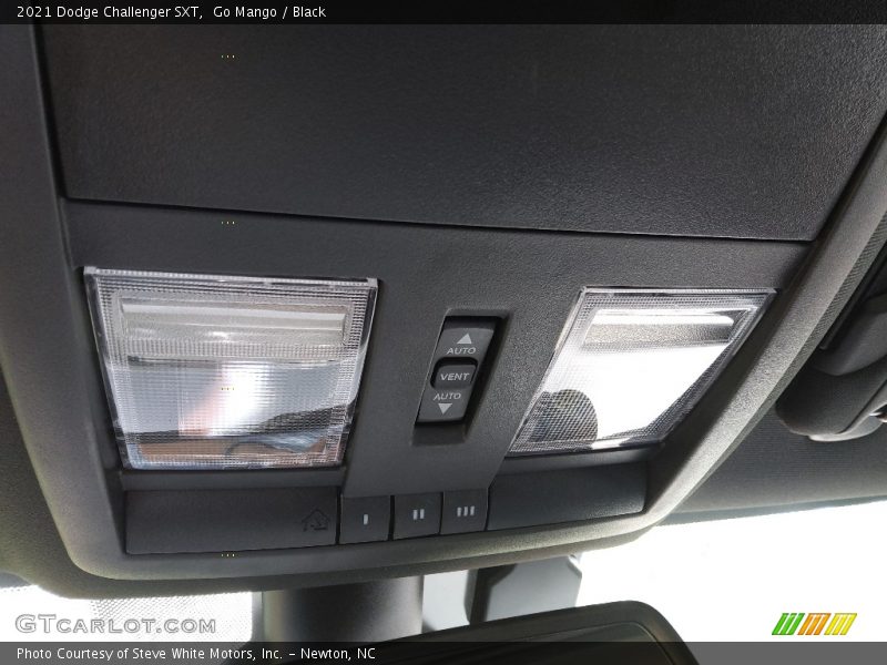 Go Mango / Black 2021 Dodge Challenger SXT