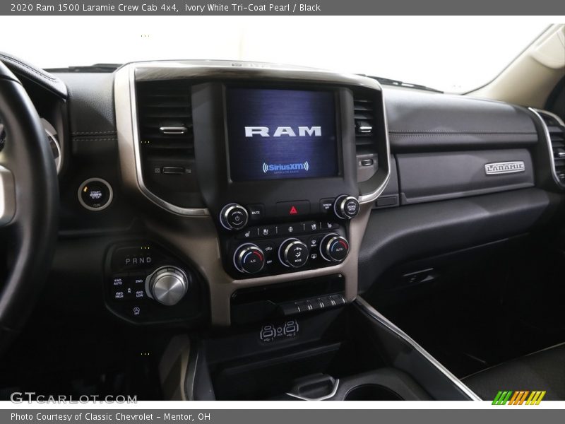 Ivory White Tri-Coat Pearl / Black 2020 Ram 1500 Laramie Crew Cab 4x4