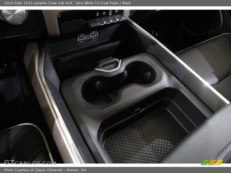 Ivory White Tri-Coat Pearl / Black 2020 Ram 1500 Laramie Crew Cab 4x4