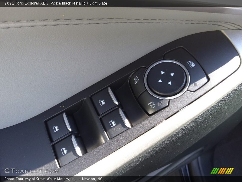 Agate Black Metallic / Light Slate 2021 Ford Explorer XLT