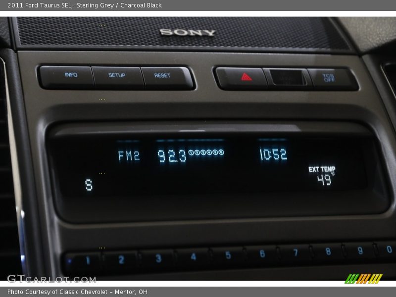 Sterling Grey / Charcoal Black 2011 Ford Taurus SEL
