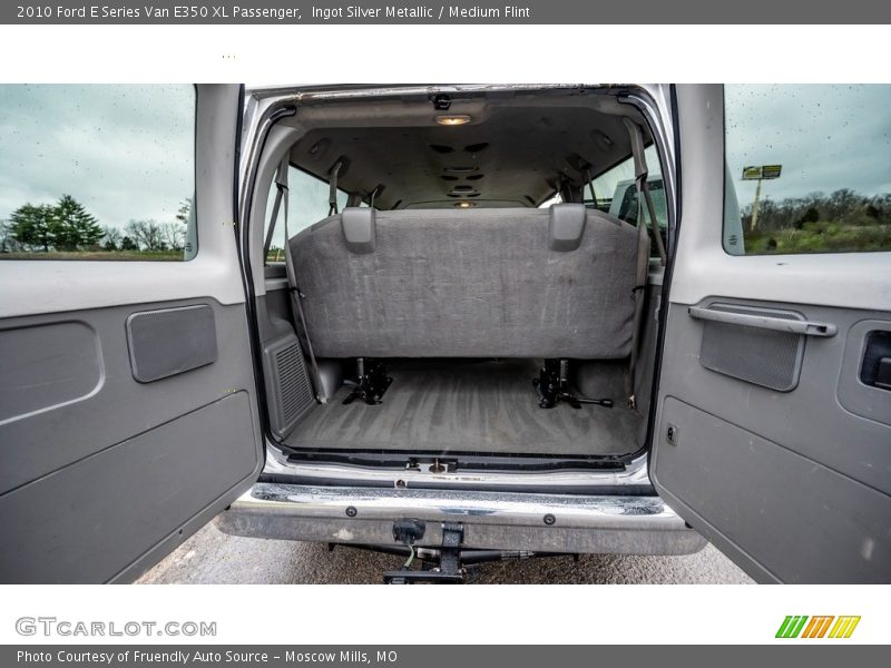 Ingot Silver Metallic / Medium Flint 2010 Ford E Series Van E350 XL Passenger