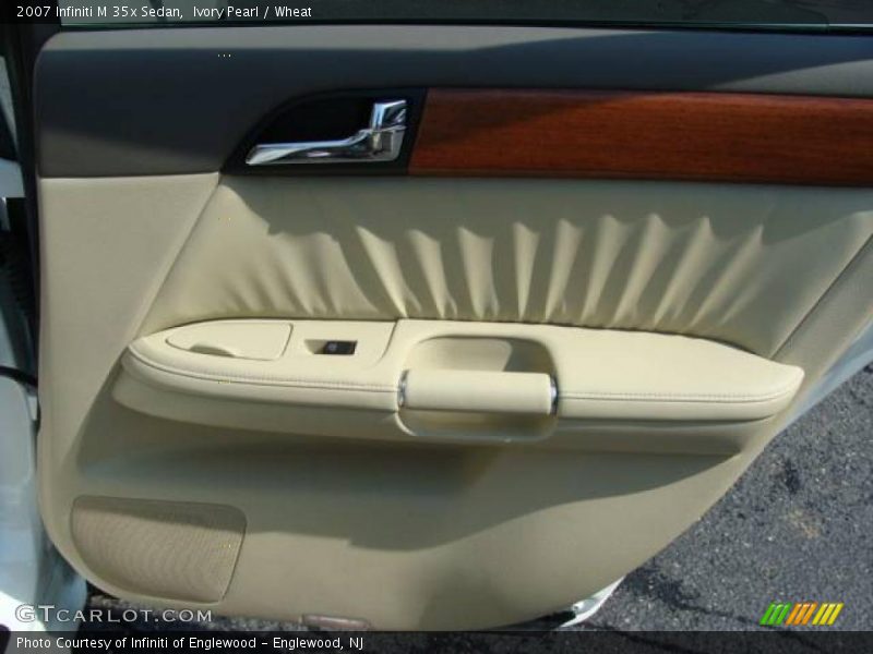 Ivory Pearl / Wheat 2007 Infiniti M 35x Sedan
