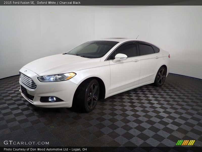 Oxford White / Charcoal Black 2015 Ford Fusion SE
