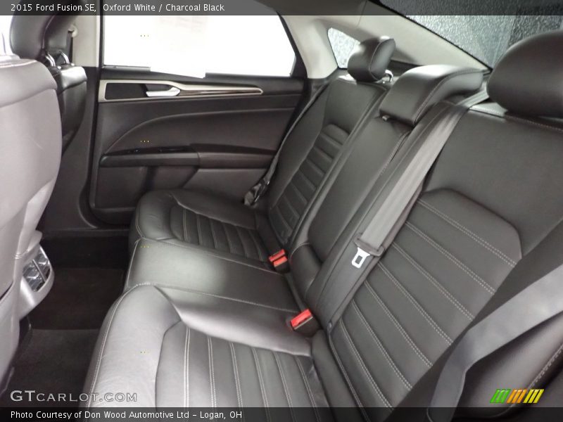 Oxford White / Charcoal Black 2015 Ford Fusion SE
