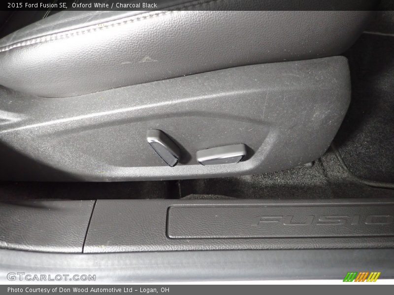 Oxford White / Charcoal Black 2015 Ford Fusion SE