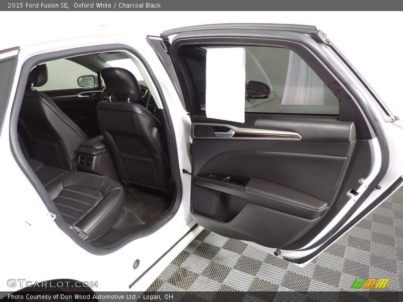 Oxford White / Charcoal Black 2015 Ford Fusion SE