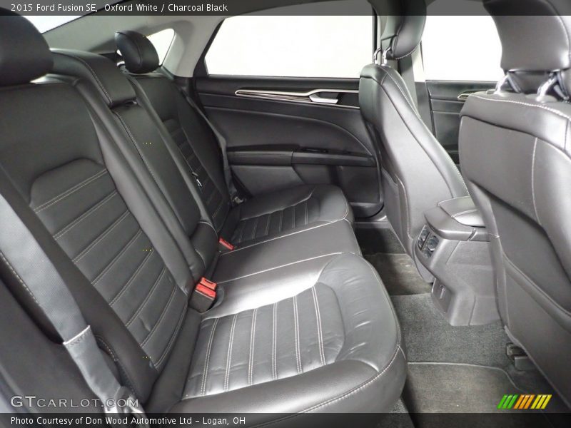 Oxford White / Charcoal Black 2015 Ford Fusion SE