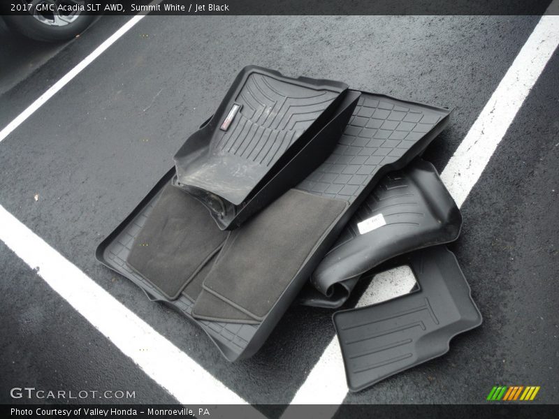 Summit White / Jet Black 2017 GMC Acadia SLT AWD