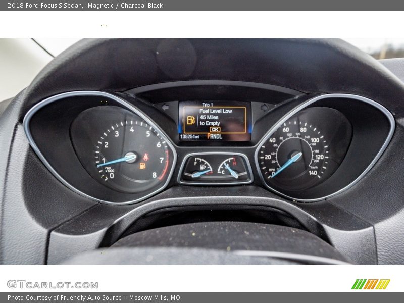 Magnetic / Charcoal Black 2018 Ford Focus S Sedan