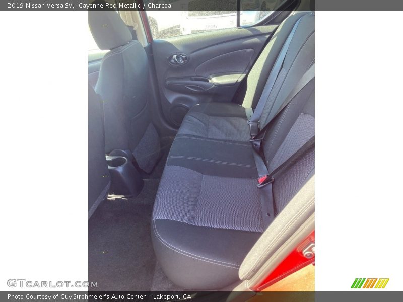 Cayenne Red Metallic / Charcoal 2019 Nissan Versa SV