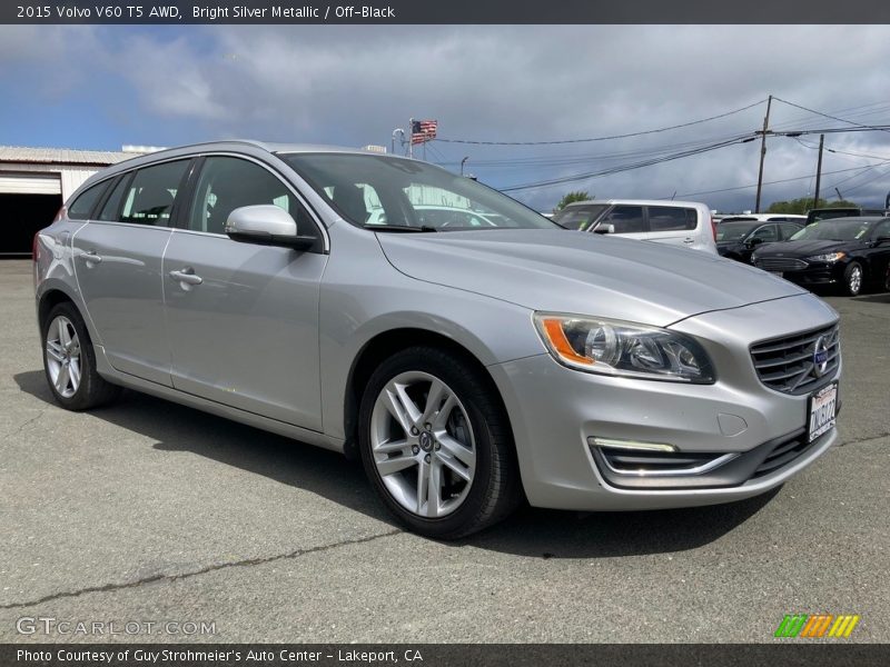 Front 3/4 View of 2015 V60 T5 AWD