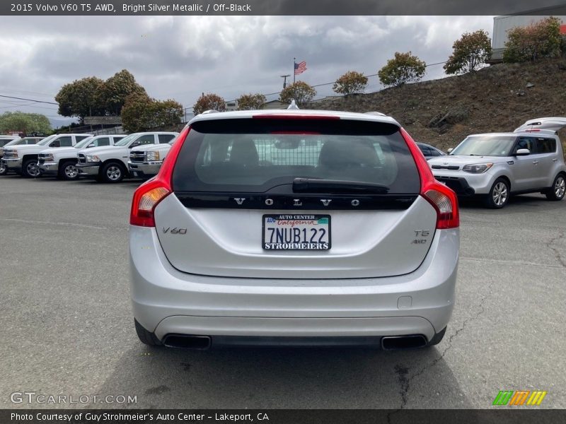 Bright Silver Metallic / Off-Black 2015 Volvo V60 T5 AWD
