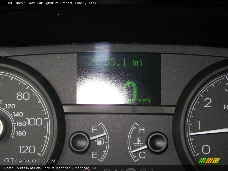 Black / Black 2008 Lincoln Town Car Signature Limited