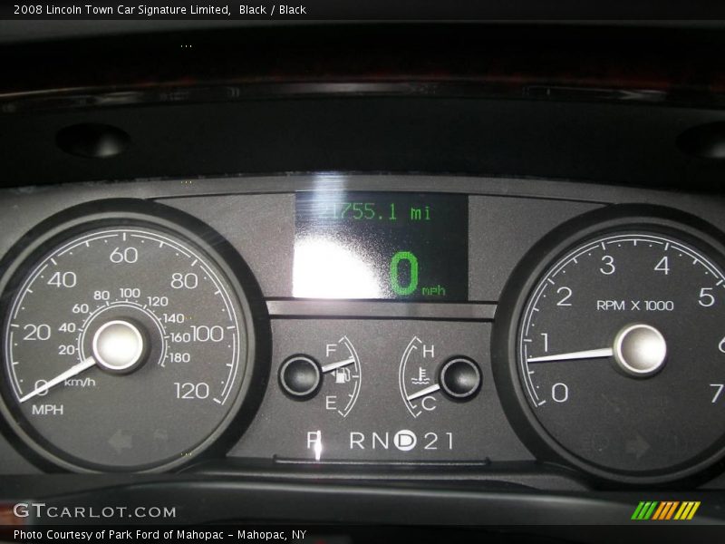 Black / Black 2008 Lincoln Town Car Signature Limited