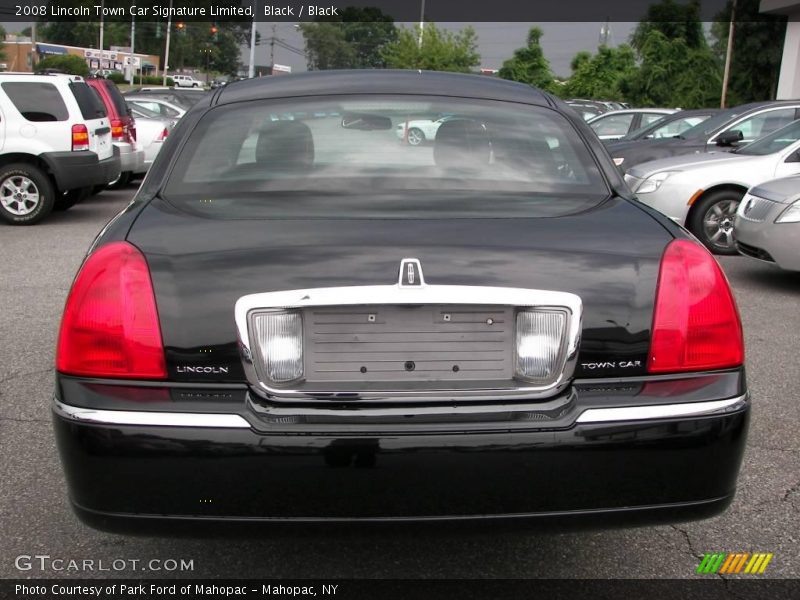 Black / Black 2008 Lincoln Town Car Signature Limited