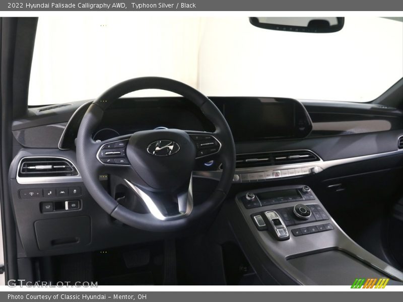 Typhoon Silver / Black 2022 Hyundai Palisade Calligraphy AWD