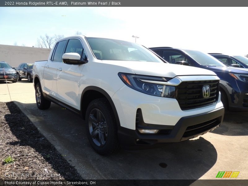 Platinum White Pearl / Black 2022 Honda Ridgeline RTL-E AWD