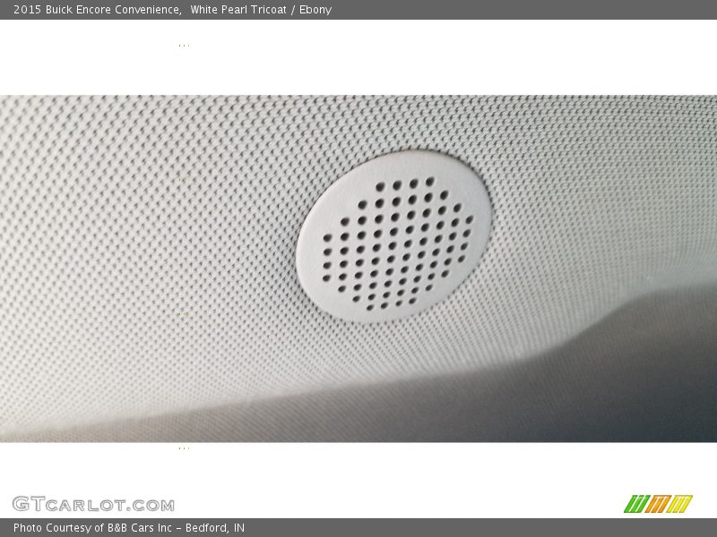 White Pearl Tricoat / Ebony 2015 Buick Encore Convenience
