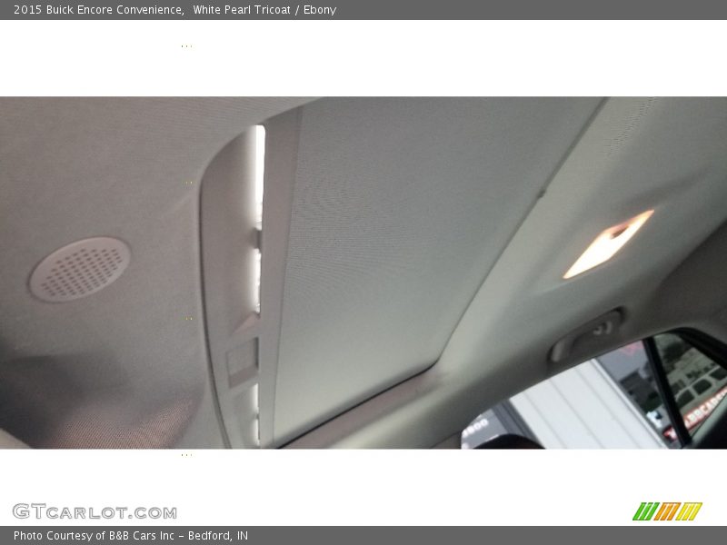 White Pearl Tricoat / Ebony 2015 Buick Encore Convenience