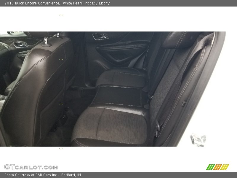 White Pearl Tricoat / Ebony 2015 Buick Encore Convenience