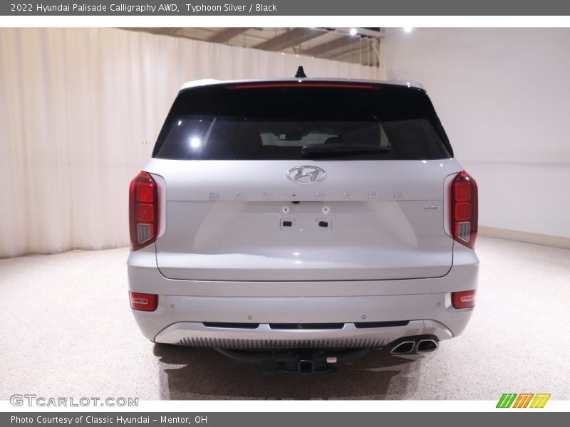 Typhoon Silver / Black 2022 Hyundai Palisade Calligraphy AWD