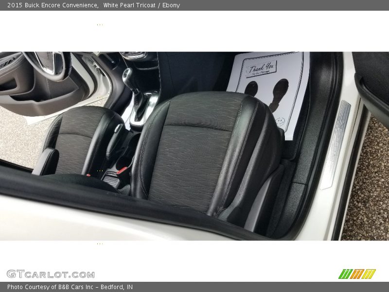 White Pearl Tricoat / Ebony 2015 Buick Encore Convenience