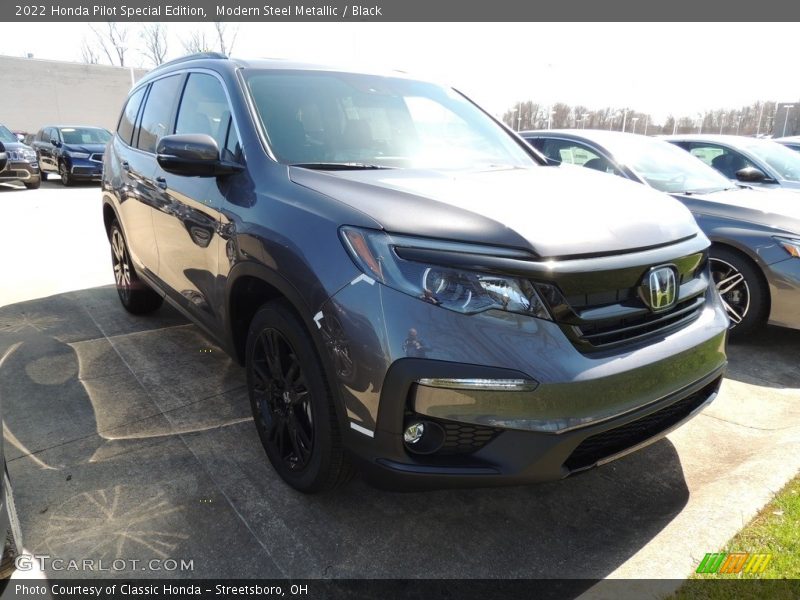 Modern Steel Metallic / Black 2022 Honda Pilot Special Edition