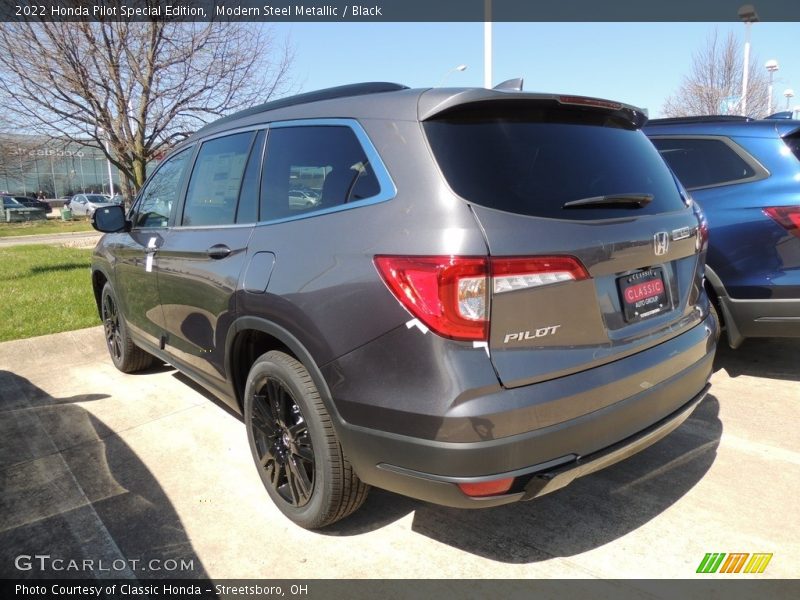Modern Steel Metallic / Black 2022 Honda Pilot Special Edition