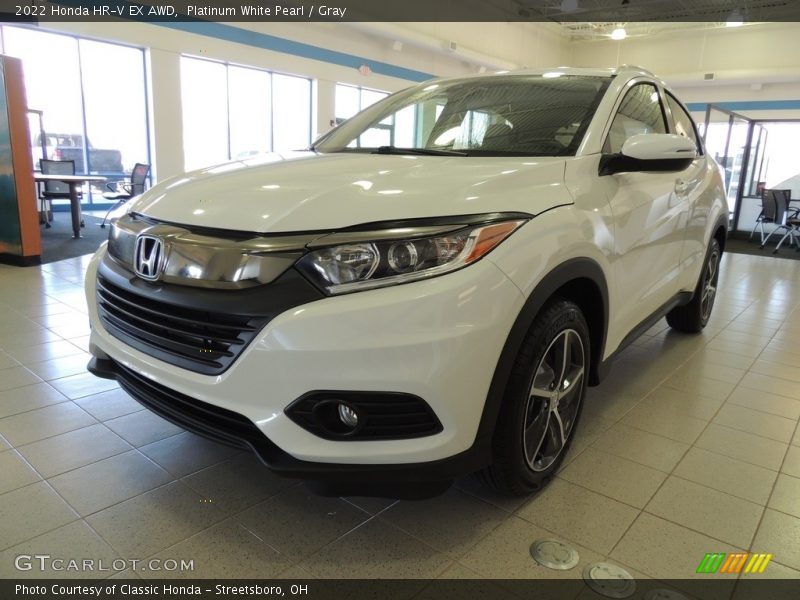 Platinum White Pearl / Gray 2022 Honda HR-V EX AWD