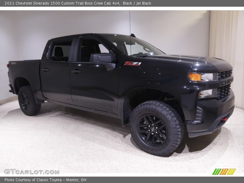 Black / Jet Black 2021 Chevrolet Silverado 1500 Custom Trail Boss Crew Cab 4x4