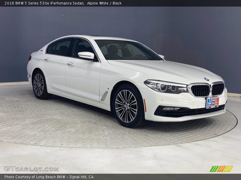 Alpine White / Black 2018 BMW 5 Series 530e iPerfomance Sedan