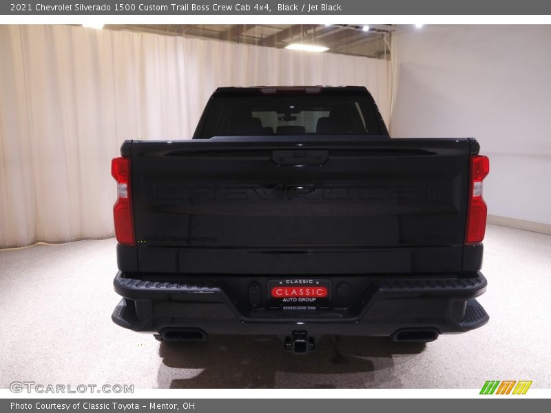 Black / Jet Black 2021 Chevrolet Silverado 1500 Custom Trail Boss Crew Cab 4x4