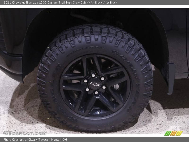Black / Jet Black 2021 Chevrolet Silverado 1500 Custom Trail Boss Crew Cab 4x4