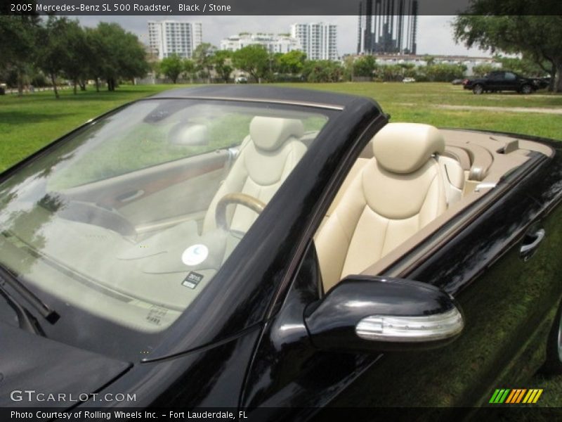 Black / Stone 2005 Mercedes-Benz SL 500 Roadster