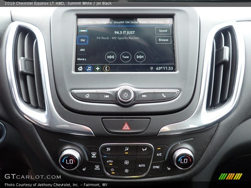 Summit White / Jet Black 2019 Chevrolet Equinox LT AWD