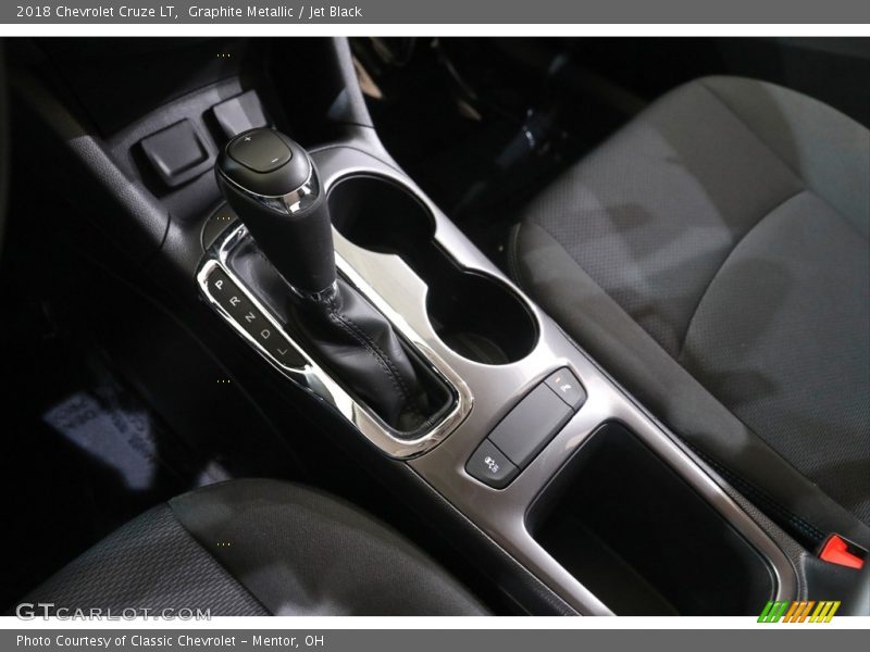 Graphite Metallic / Jet Black 2018 Chevrolet Cruze LT