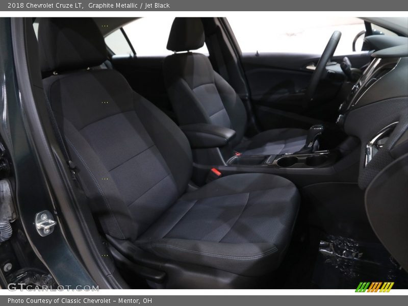 Graphite Metallic / Jet Black 2018 Chevrolet Cruze LT
