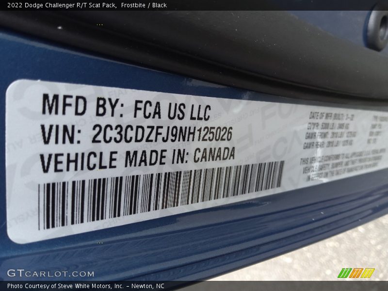 Frostbite / Black 2022 Dodge Challenger R/T Scat Pack