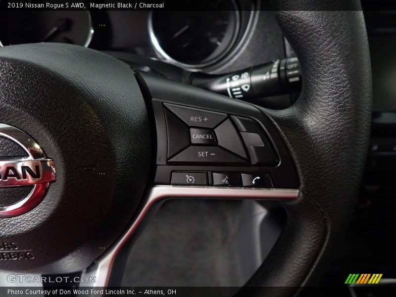 Magnetic Black / Charcoal 2019 Nissan Rogue S AWD