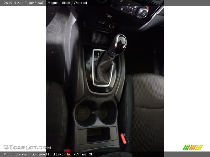 Magnetic Black / Charcoal 2019 Nissan Rogue S AWD