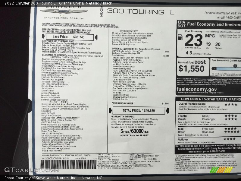 Granite Crystal Metallic / Black 2022 Chrysler 300 Touring L