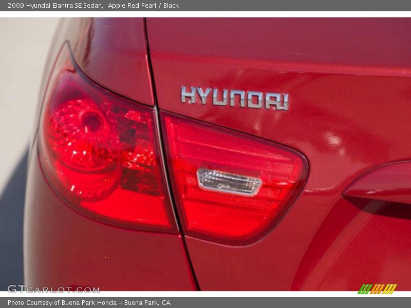 Apple Red Pearl / Black 2009 Hyundai Elantra SE Sedan