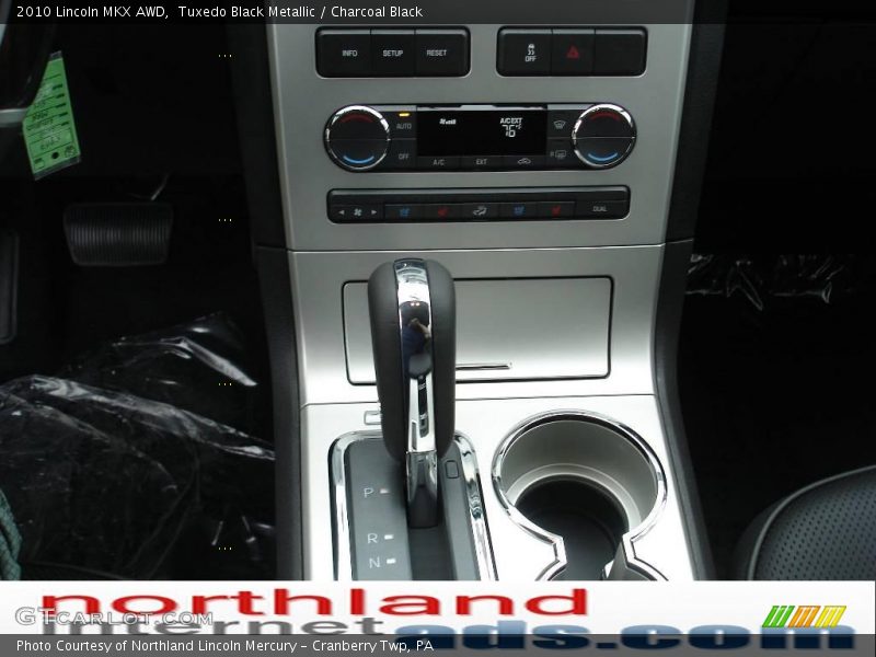 Tuxedo Black Metallic / Charcoal Black 2010 Lincoln MKX AWD