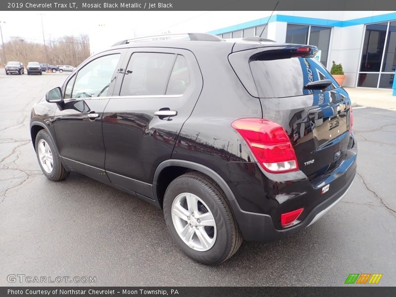 Mosaic Black Metallic / Jet Black 2019 Chevrolet Trax LT