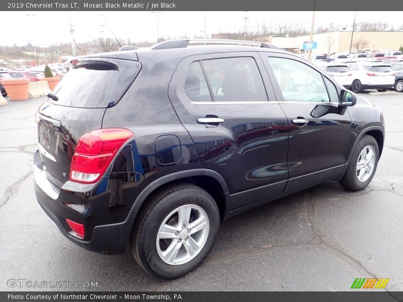  2019 Trax LT Mosaic Black Metallic