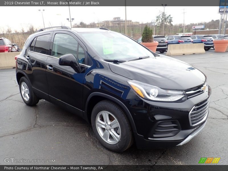  2019 Trax LT Mosaic Black Metallic