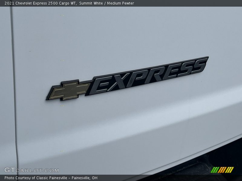 Summit White / Medium Pewter 2021 Chevrolet Express 2500 Cargo WT