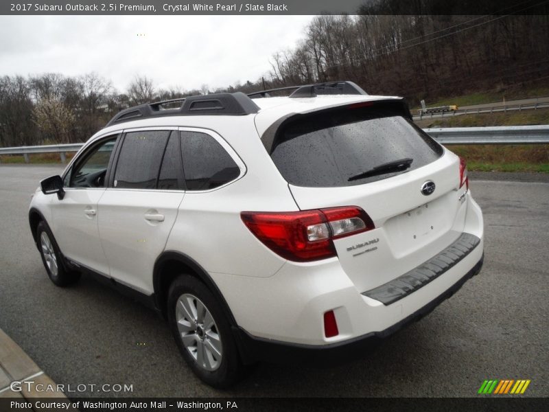 Crystal White Pearl / Slate Black 2017 Subaru Outback 2.5i Premium